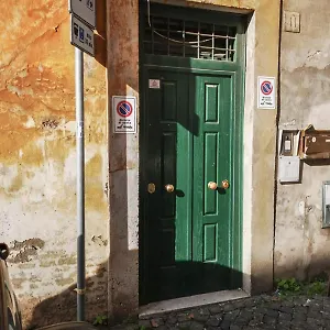 Flatinrome Trastevere Deluxe - Patio Konukevi Roma